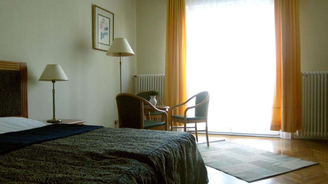 Flatneartocastlehill Apartment บูดาเปสต์ ภายนอก รูปภาพ